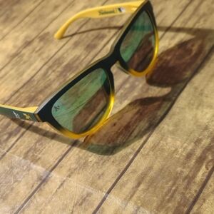 Polaroid Two-Tone Sunglasses - Green and Yellow